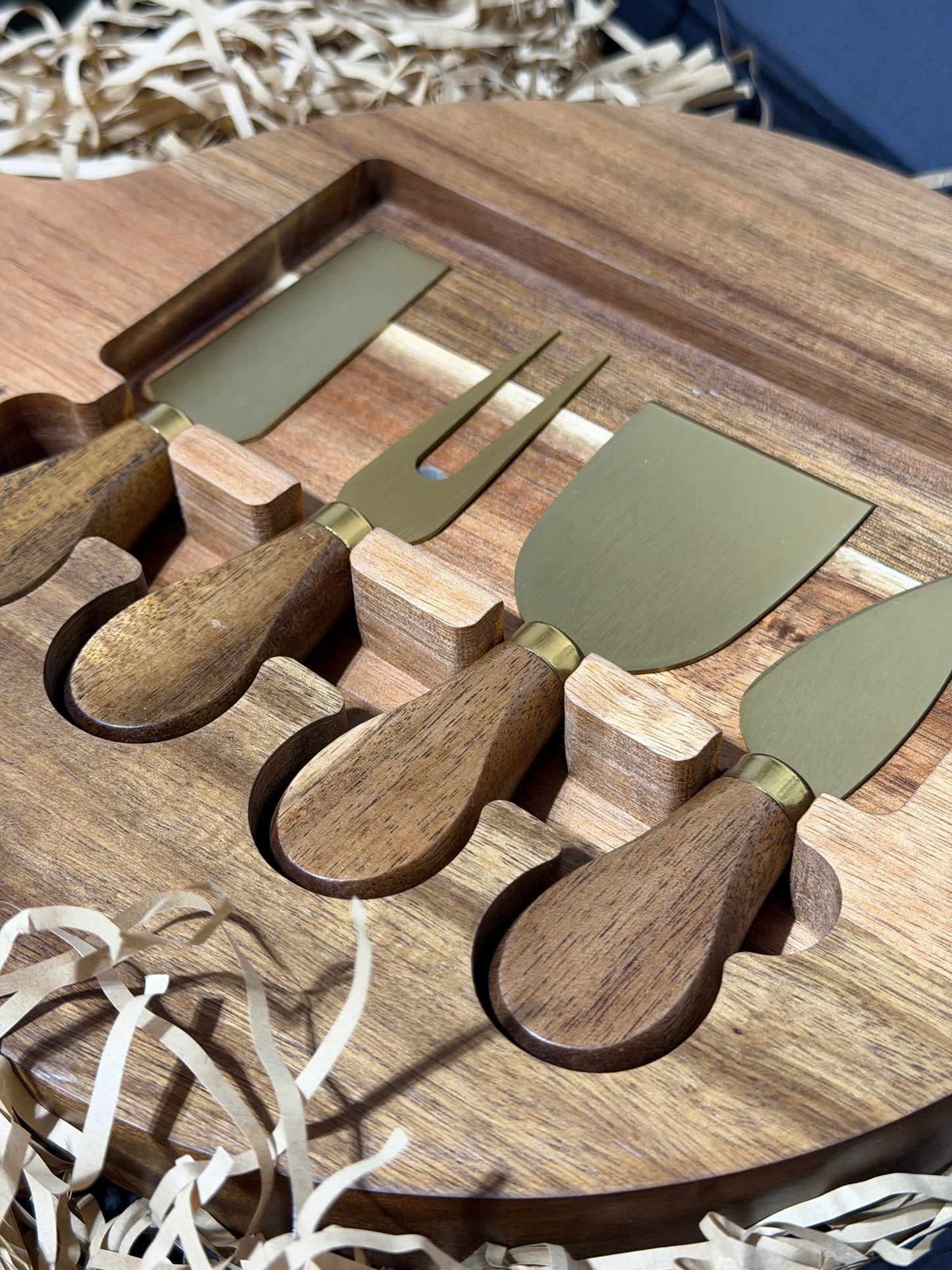 Acacia Wood Cheese Board Gift Set